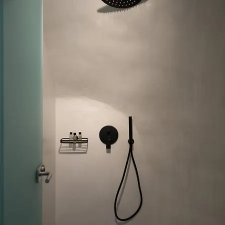 Niso Cave Konukevi 4*