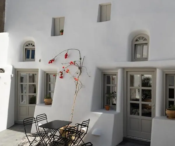 Gæstehus Niso Cave 4*