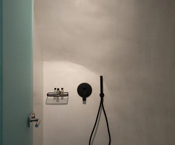 Niso Cave Gæstehus 4*