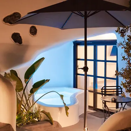 Niso Cave 4* Megalochori (Santorini)